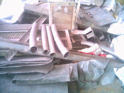 武漢廢舊鋼材回收指南 價(jià)格、流程與環(huán)保價(jià)值